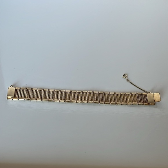 Vintage Napier Gold Tone Flexible Bracelet - Picture 6 of 10